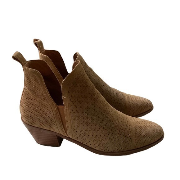 Sigerson Morrison Textured Slip On Boots Booties‎ Camel Tan SZ Euro 38.5 US 8 - Picture 2 of 8